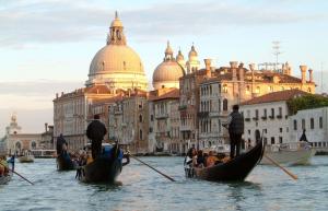 25-venezia-gondola.jpg