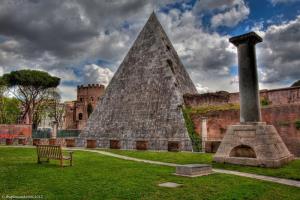 457-protestant-cemetery-rome-pyramid.jpg